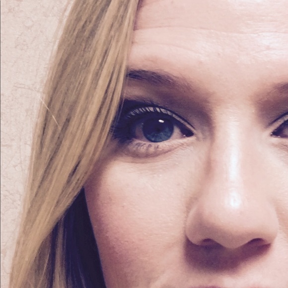 Meet your Posher, Ashley - Picture 1 of 1